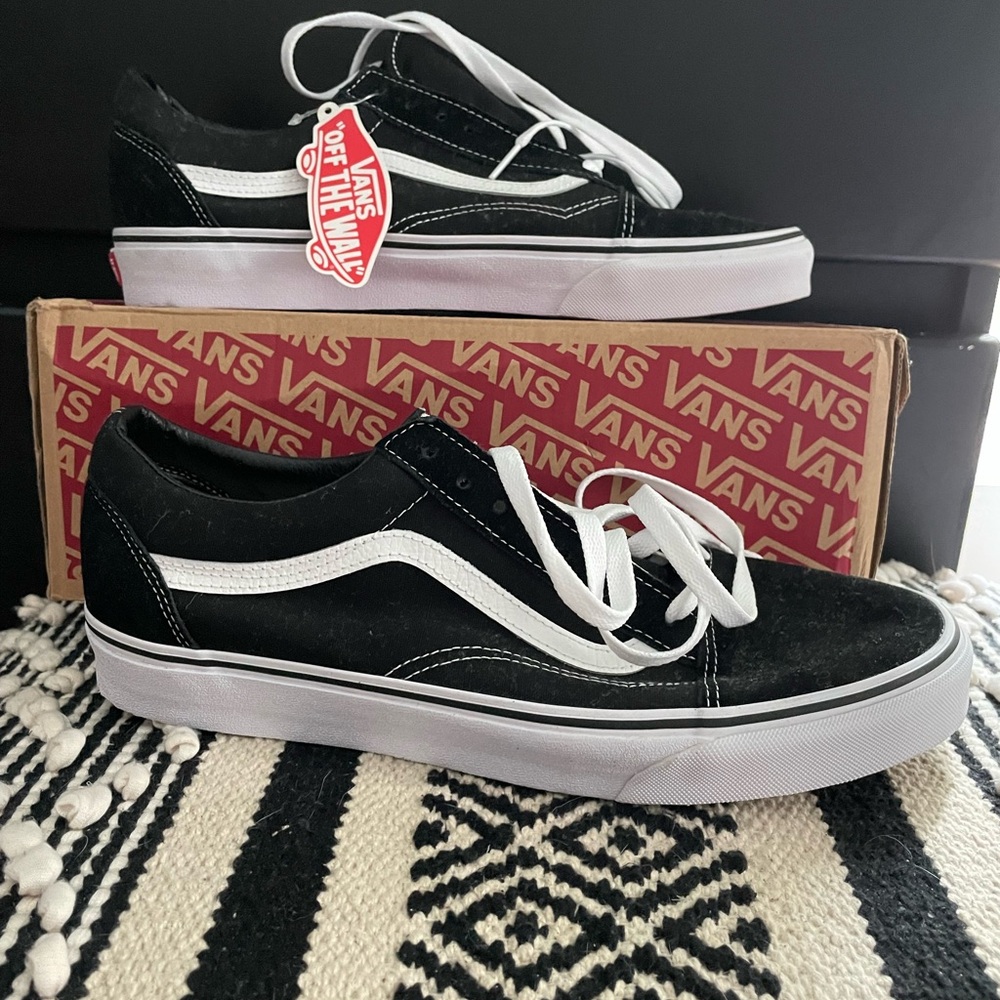 Vans- size 11.5 men’s Old Skool black and white. New